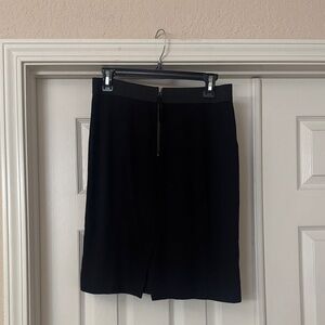 Women’s LOFT black skirt